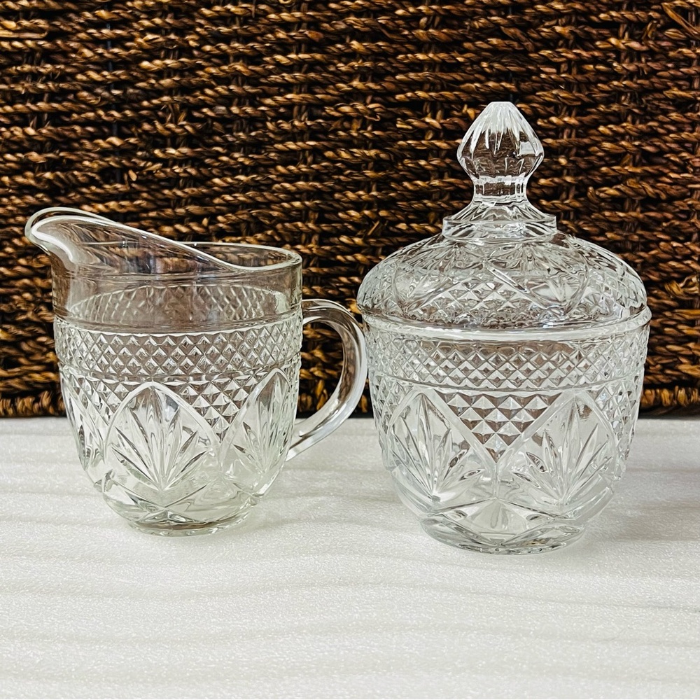 Vintage Anchor Hocking Pineapple Pattern Clear Glass Sugar Bowl & Creamer